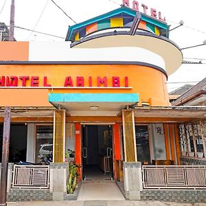 Spot On 91444 Hotel Arimbi